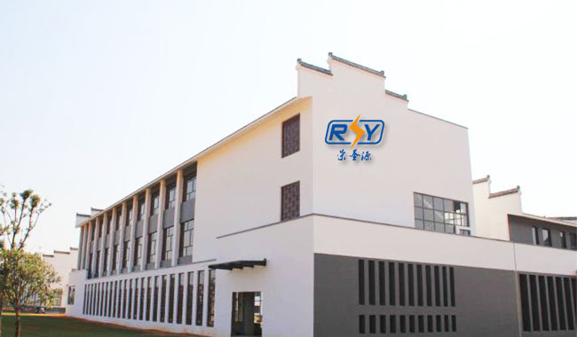 荣圣源